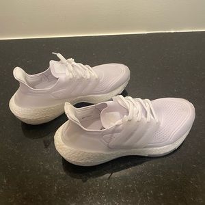 Women’s Adidas Ultraboost 21, white, size 8